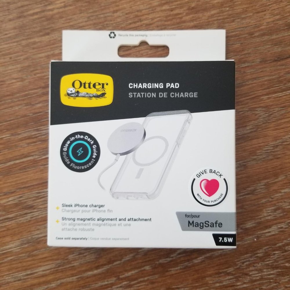 Otter Box Charging Pad for iPhone